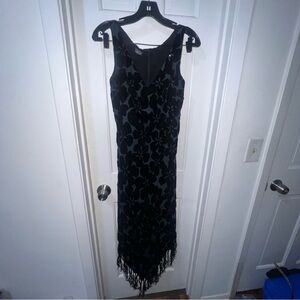 Muse Women's Size 4 Velvet Floral Black Maxi Dress Tassels V-neck Sleeveless